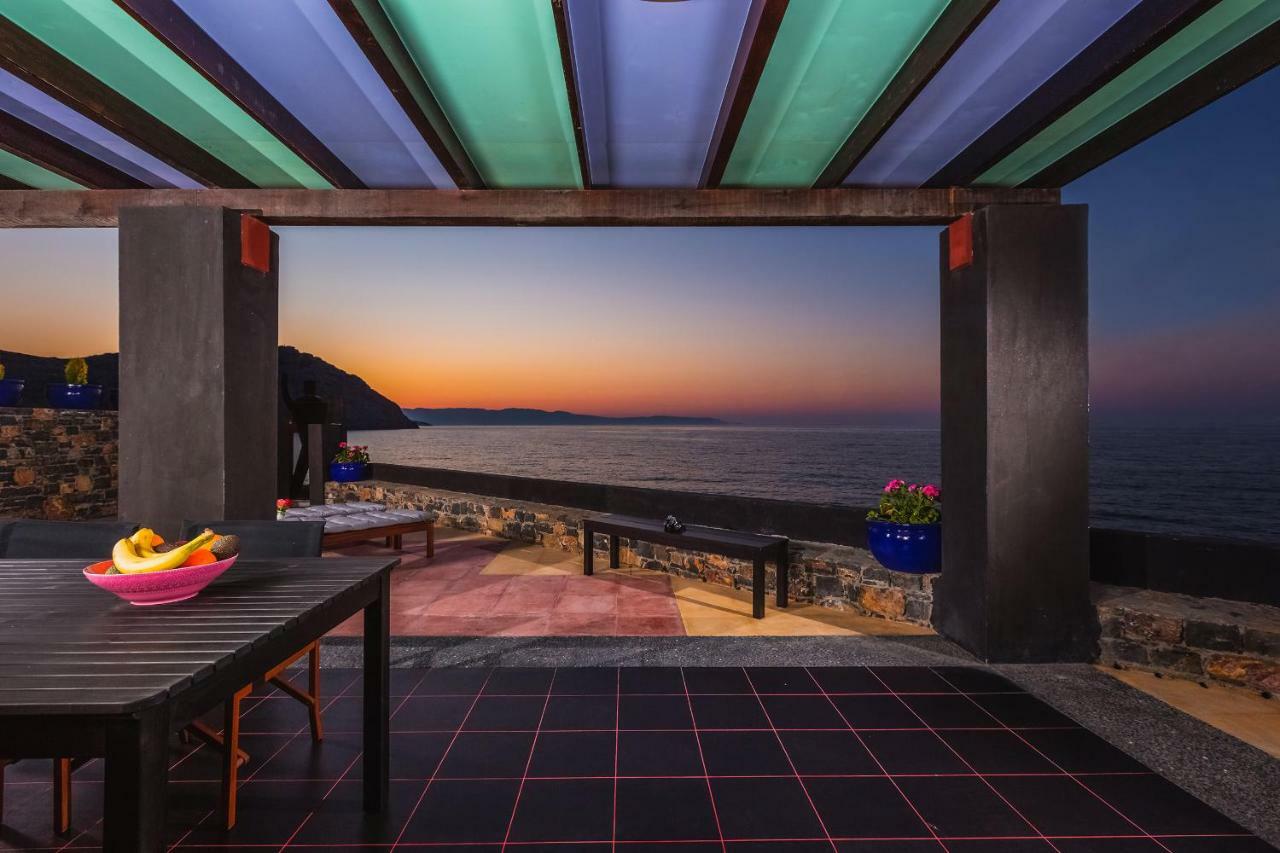 Villa Menelaos モコロス エクステリア 写真